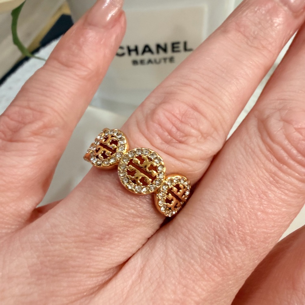 Tory Burch Miller Pavé Ring - NWT/Dust Bag SIZE 8 - Picture 2 of 8